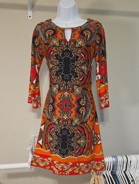 Lavanya Shift Dress. Size Small